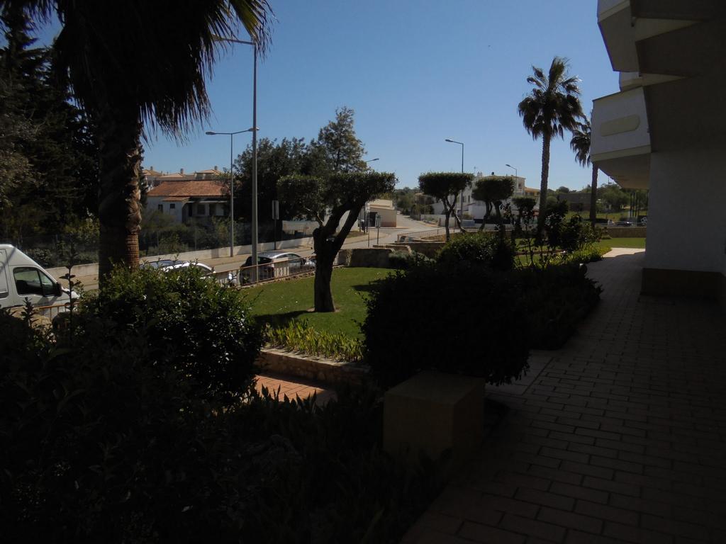 אלבופיירה Jardim Paraiso Apartments מראה חיצוני תמונה
