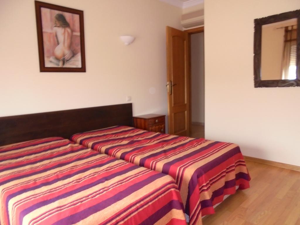 אלבופיירה Jardim Paraiso Apartments מראה חיצוני תמונה
