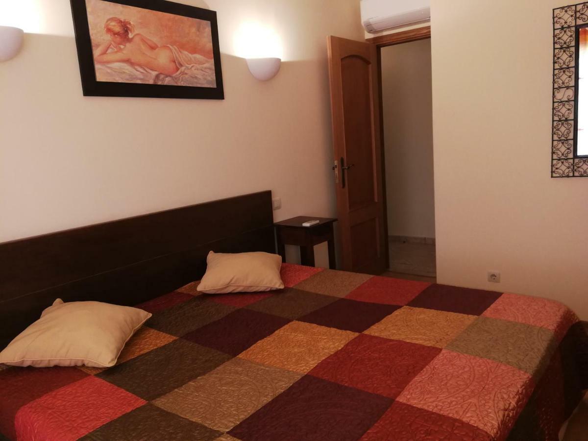 אלבופיירה Jardim Paraiso Apartments מראה חיצוני תמונה